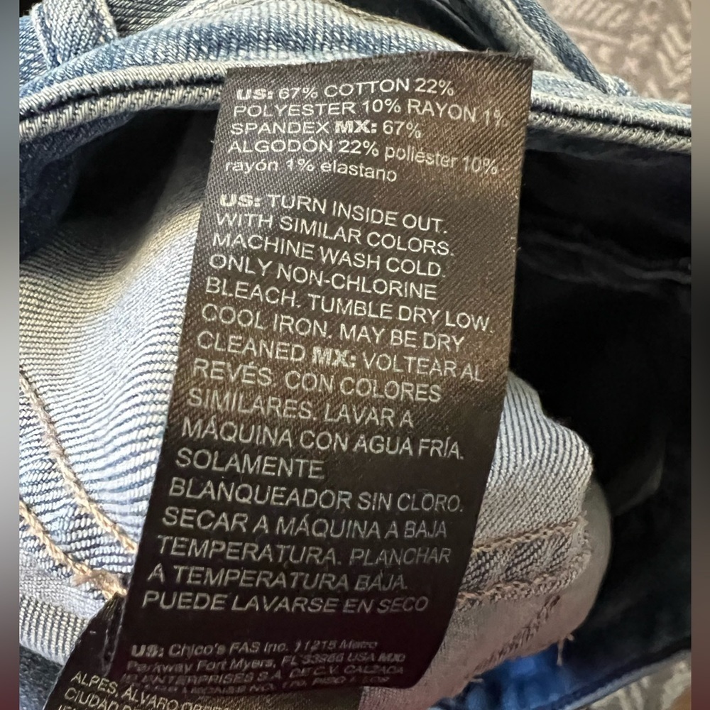White House Black Market Faded Blue Wide-high rise jeans size 12 (A203) - Picture 13 of 14